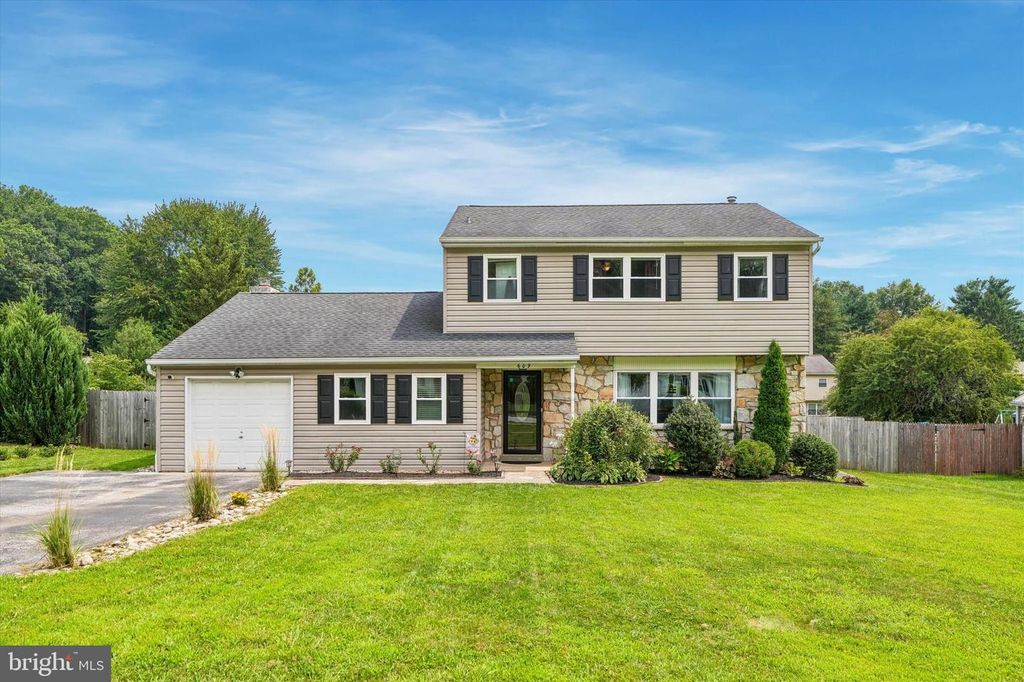 609 NORMA DR, Thorndale, PA 19372