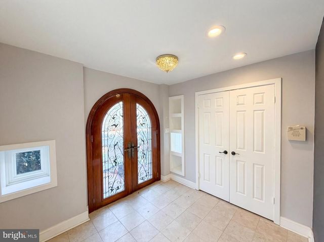 724 13TH ST NE, Washington, DC 20002