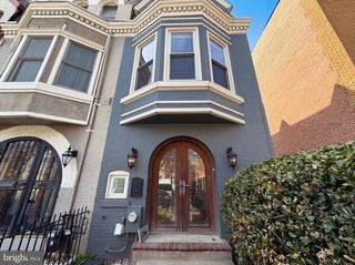 724 13TH ST NE, Washington, DC 20002