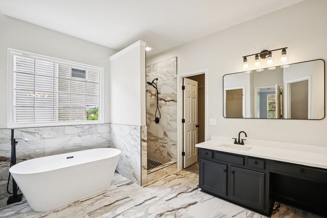 932 Iroquois Trl, Goodlettsville, TN 37072