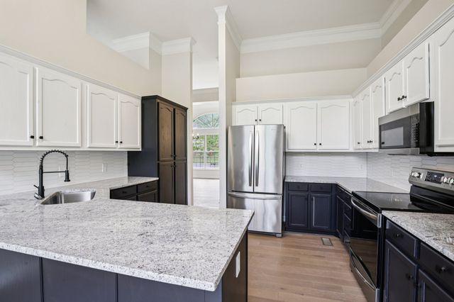 932 Iroquois Trl, Goodlettsville, TN 37072