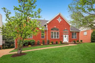 932 Iroquois Trl, Goodlettsville, TN 37072