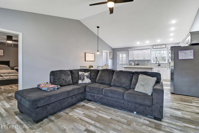 324 Fitzgerald Lane, Jamestown, TN 38556
