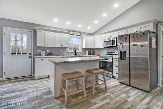 324 Fitzgerald Lane, Jamestown, TN 38556