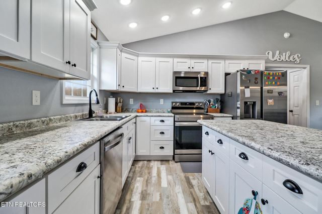 324 Fitzgerald Lane, Jamestown, TN 38556
