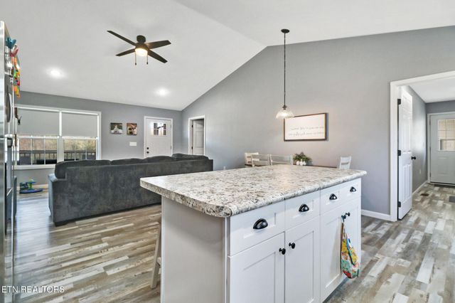 324 Fitzgerald Lane, Jamestown, TN 38556