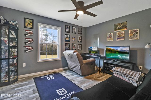 324 Fitzgerald Lane, Jamestown, TN 38556