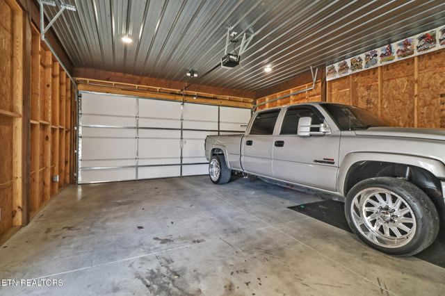 324 Fitzgerald Lane, Jamestown, TN 38556