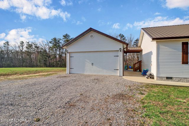 324 Fitzgerald Lane, Jamestown, TN 38556