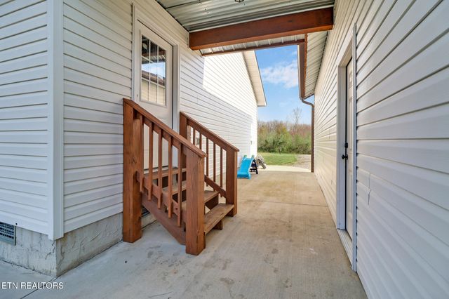 324 Fitzgerald Lane, Jamestown, TN 38556