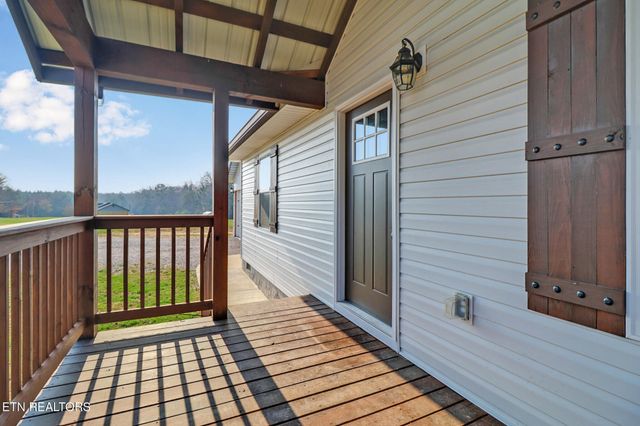 324 Fitzgerald Lane, Jamestown, TN 38556