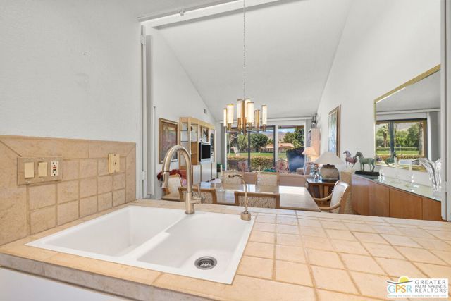 281 S Serena Drive, Palm Desert, CA 92260