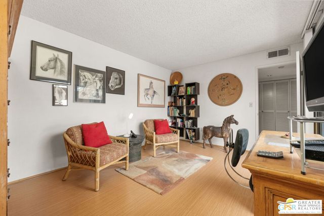 281 S Serena Drive, Palm Desert, CA 92260