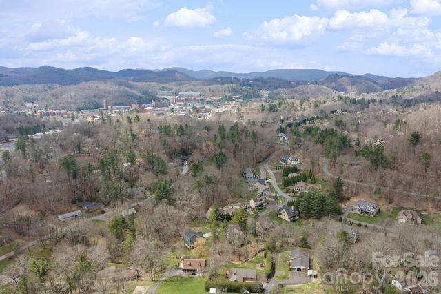 154 Alton Lane, Boone, NC 28607