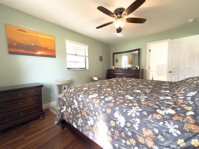 4941 SW 10th St, Margate, FL 33068