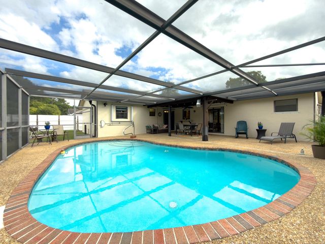 4941 SW 10th St, Margate, FL 33068