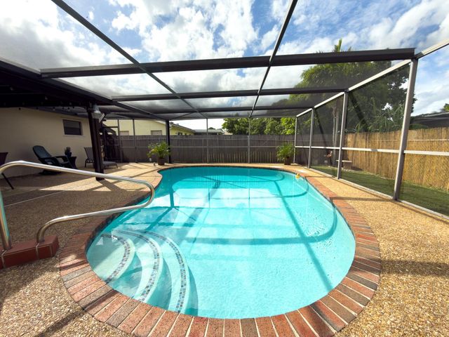 4941 SW 10th St, Margate, FL 33068