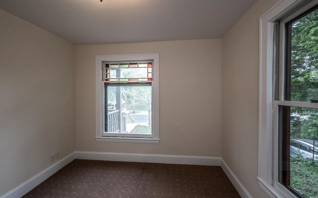 711 2nd Street W, Northfield, MN 55057