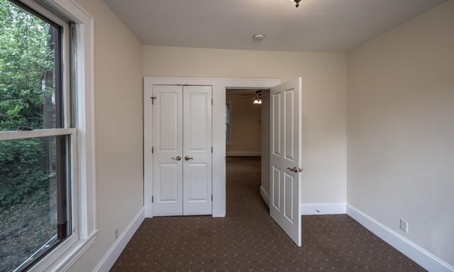 711 2nd Street W, Northfield, MN 55057