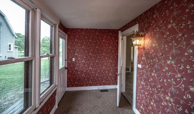 711 2nd Street W, Northfield, MN 55057