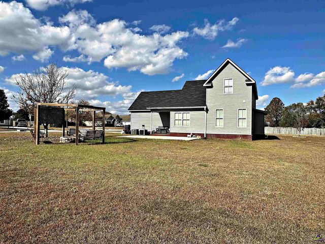 308 Piedmont Lane, Bonaire, GA 31005