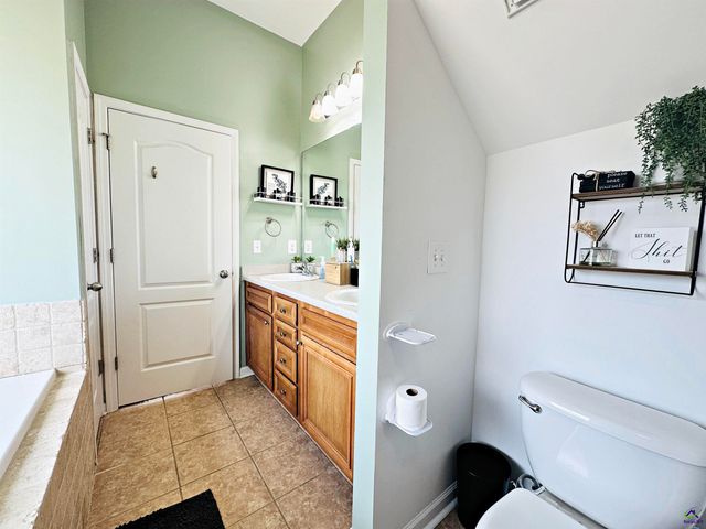 308 Piedmont Lane, Bonaire, GA 31005