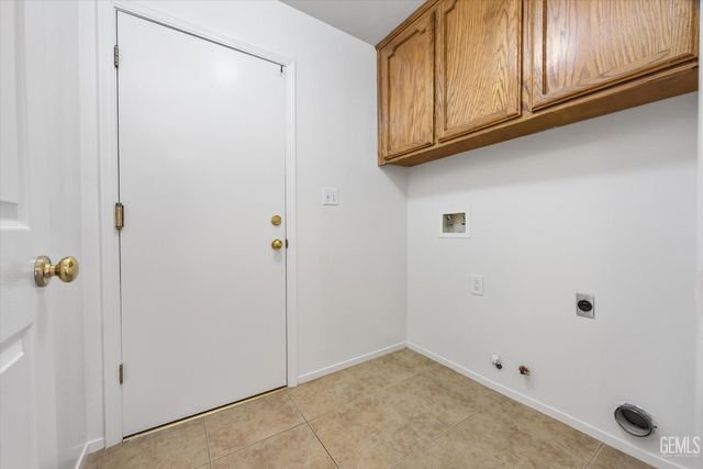 13912 Las Entradas, Bakersfield, CA 93314