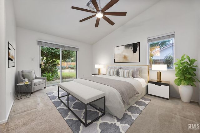 13912 Las Entradas, Bakersfield, CA 93314