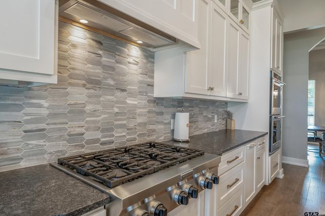 7507 Pecan Hill Cv, Tyler, TX 75703