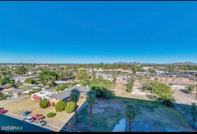 4750 N CENTRAL Avenue L8, Phoenix, AZ 85012