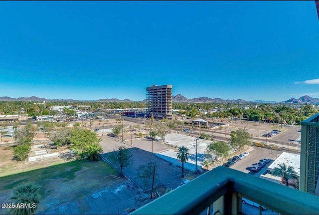 4750 N CENTRAL Avenue L8, Phoenix, AZ 85012