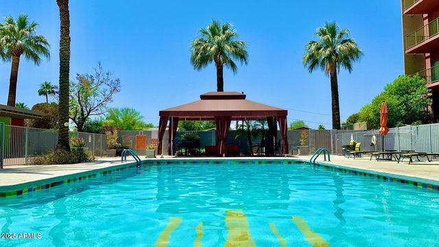 4750 N CENTRAL Avenue L8, Phoenix, AZ 85012