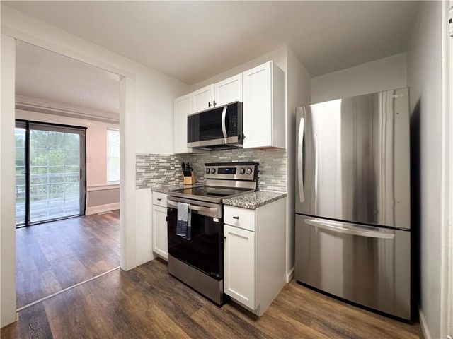 4144 NE Winn Road, Kansas City, MO 64117