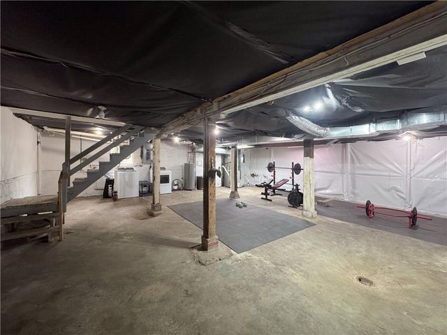 4144 NE Winn Road, Kansas City, MO 64117