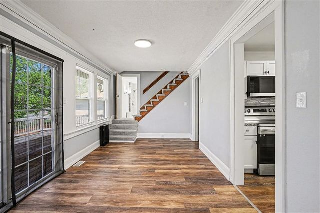 4144 NE Winn Road, Kansas City, MO 64117