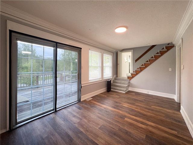 4144 NE Winn Road, Kansas City, MO 64117