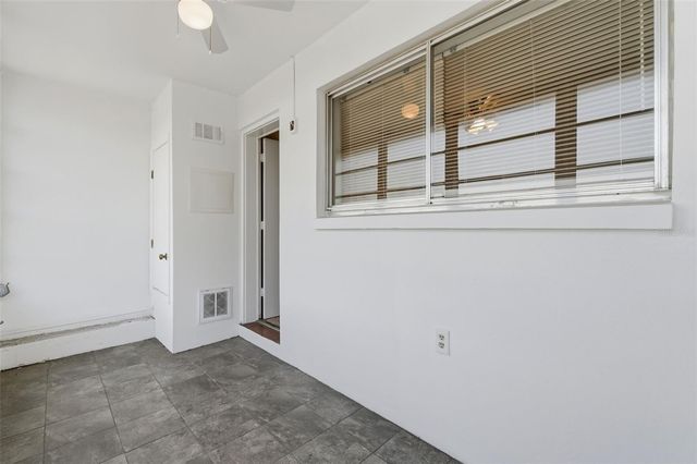 1257 DREW STREET 14, Clearwater, FL 33755