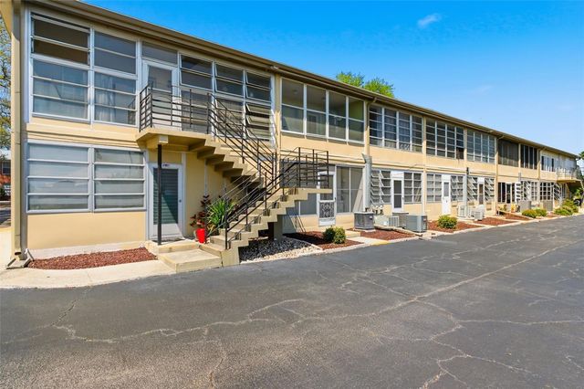 1257 DREW STREET 14, Clearwater, FL 33755