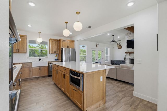 1680 County Road 302, Rockdale, TX 76567