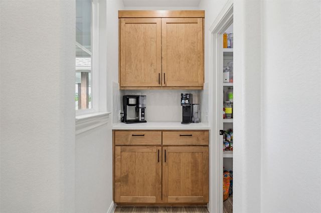 1680 County Road 302, Rockdale, TX 76567