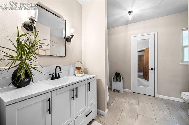 324 W Grant Avenue, Pueblo, CO 81004