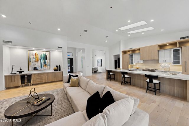 8603 E ASTER Drive, Scottsdale, AZ 85260