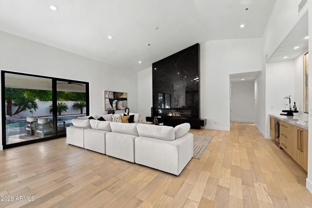 8603 E ASTER Drive, Scottsdale, AZ 85260