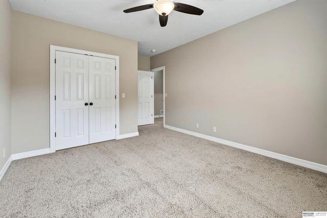 10619 Hillcrest Drive, La Vista, NE 68128