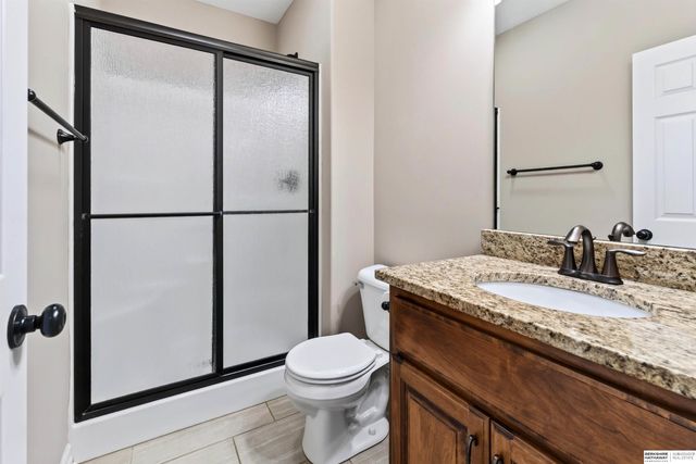 10619 Hillcrest Drive, La Vista, NE 68128