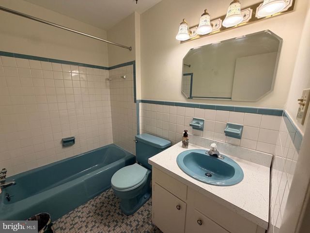 312 MOUNT ALVERNO RD, Media, PA 19063