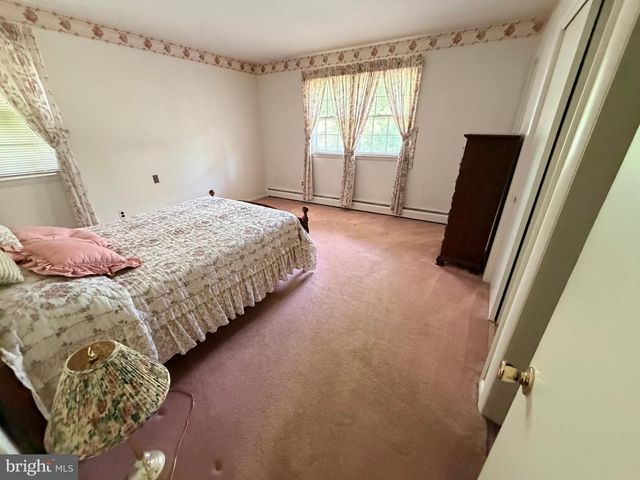 312 MOUNT ALVERNO RD, Media, PA 19063