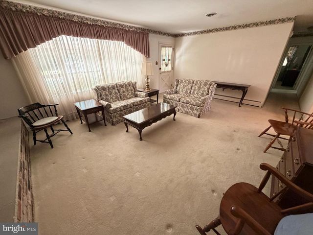 312 MOUNT ALVERNO RD, Media, PA 19063