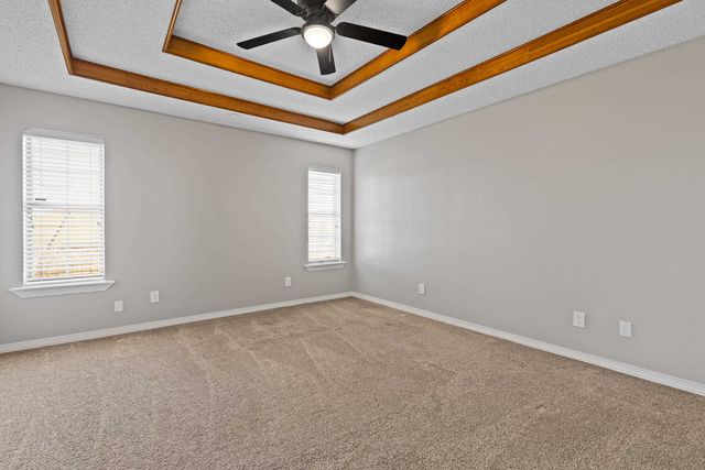 1111 ASHBOURNE LN., Longview, TX 75605