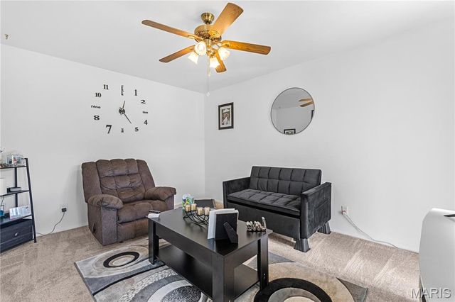704 Village Square Drive, Hazelwood, MO 63042